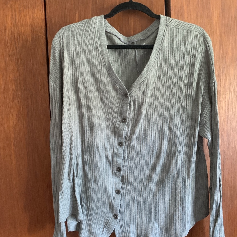 Greenish-Gray Light Longsleeve